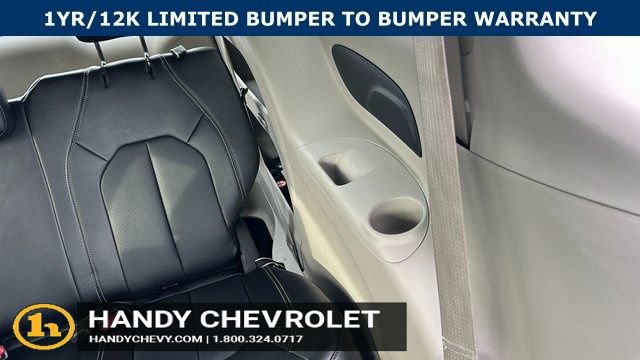 Used 2024 Chrysler Pacifica Touring-L FWD image 45