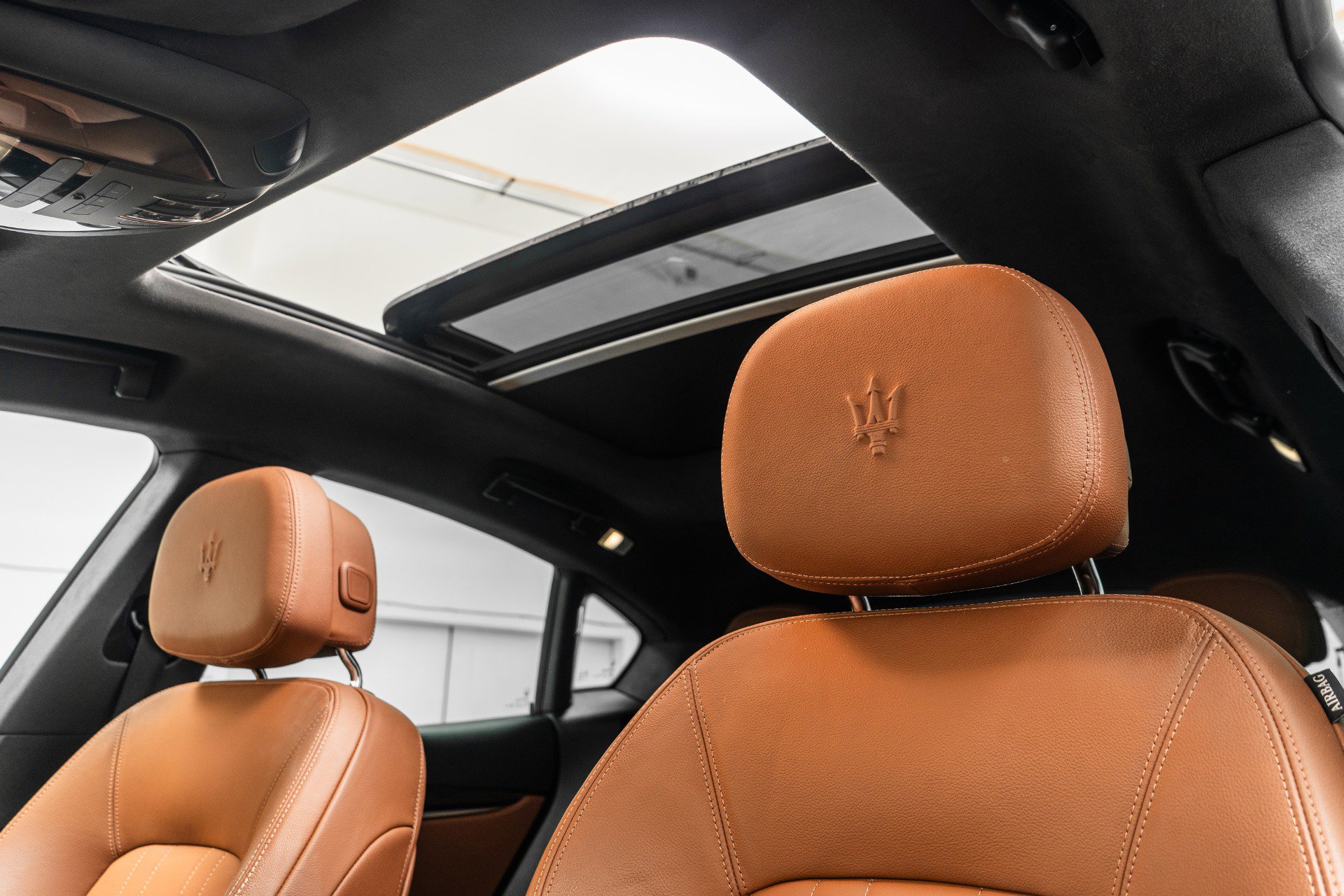 Used 2022 Maserati Levante GT image 18