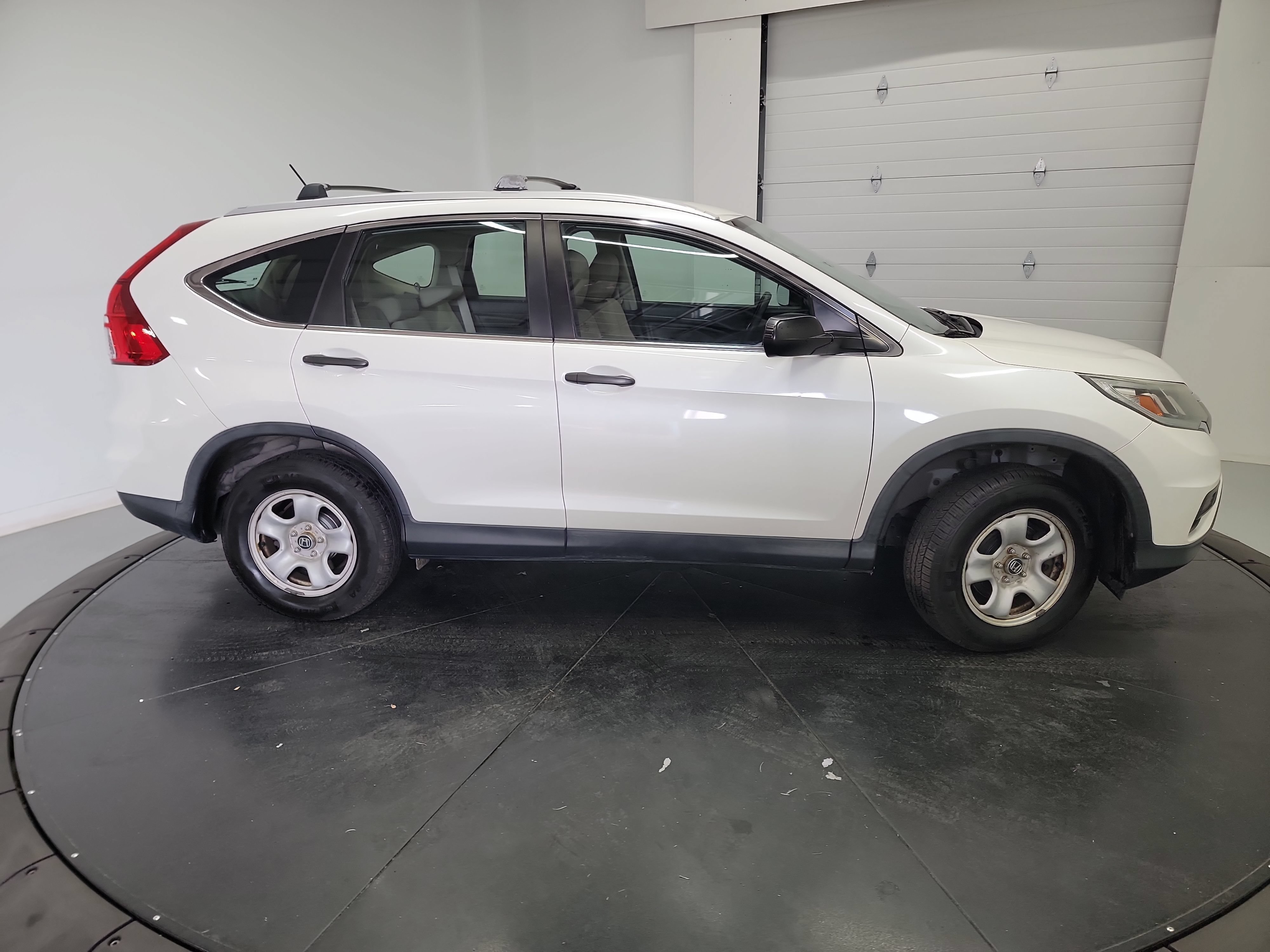 Used 2016 Honda CR-V LX image 11