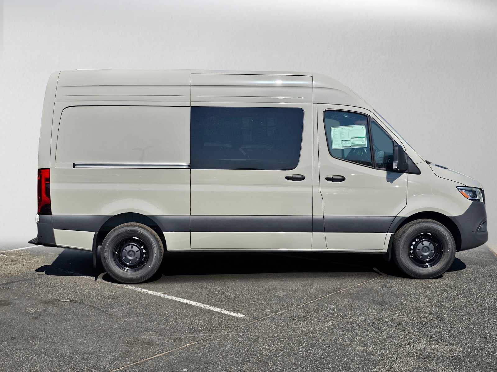 New 2026 Mercedes-Benz Sprinter 2500 image 2