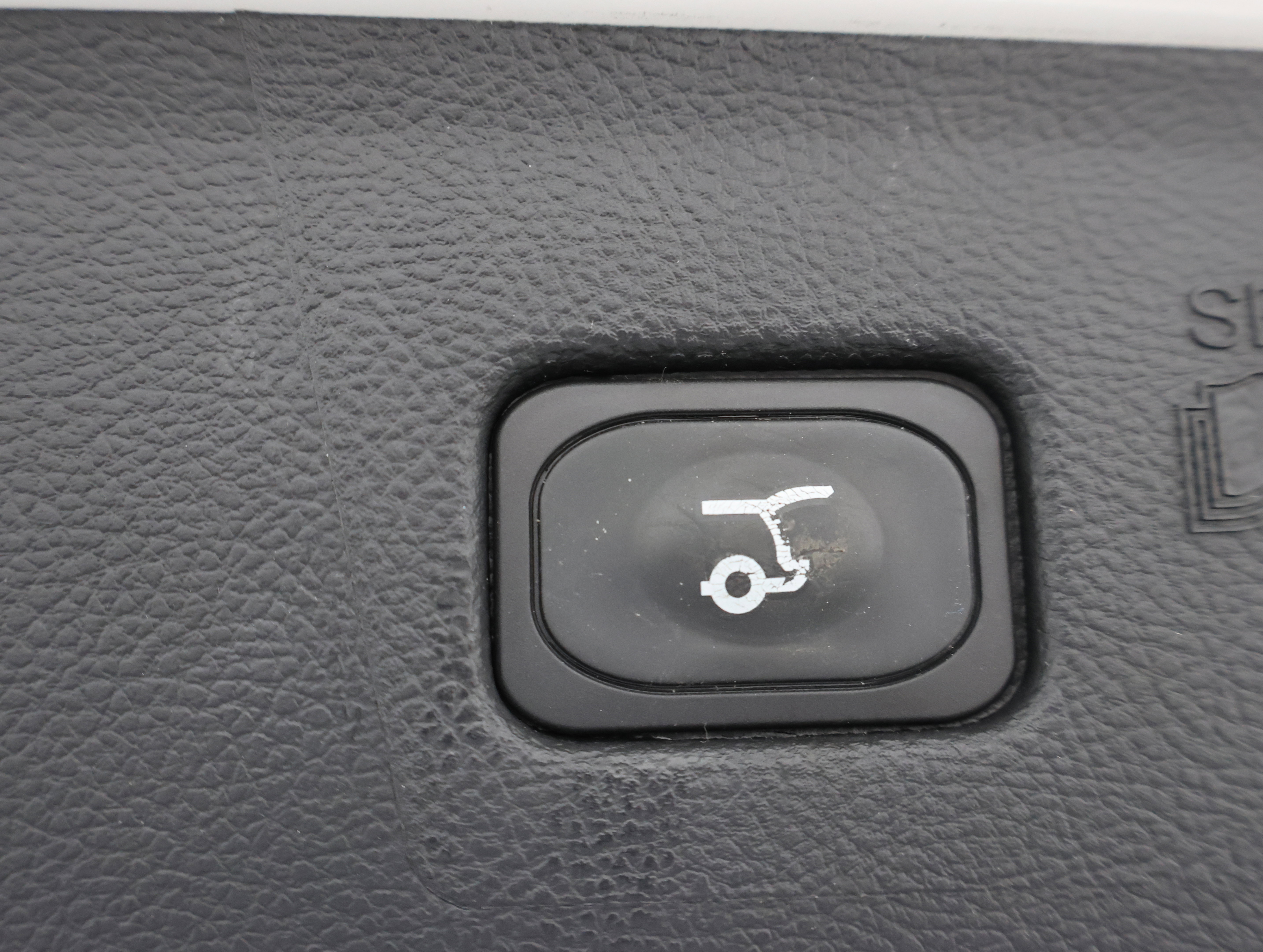 Used 2023 Ford Edge ST image 29