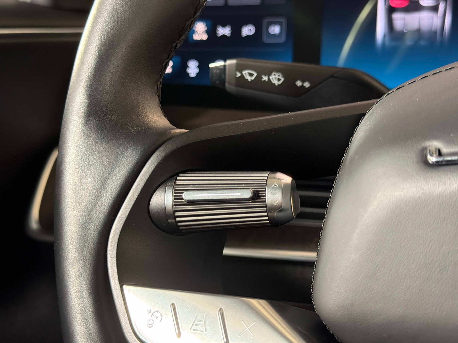 Used 2025 Lucid Air Touring AWD/4WD image 47