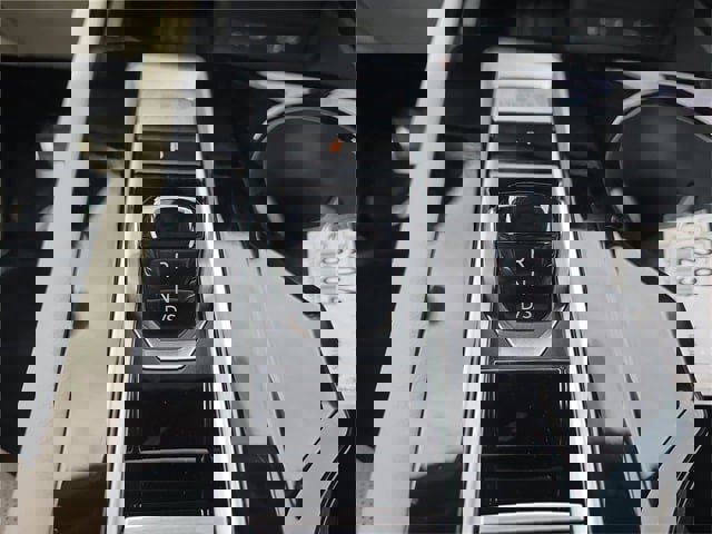 New 2026 Volkswagen Atlas SEL Premium R-Line image 24