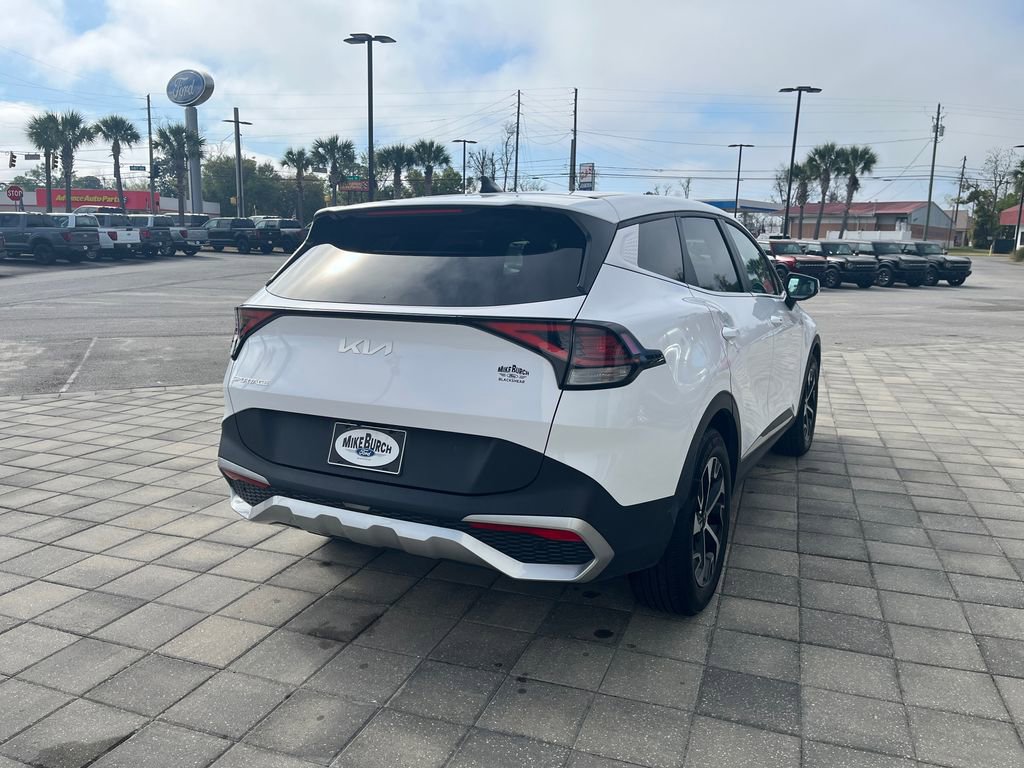 Used 2024 Kia Sportage EX image 6