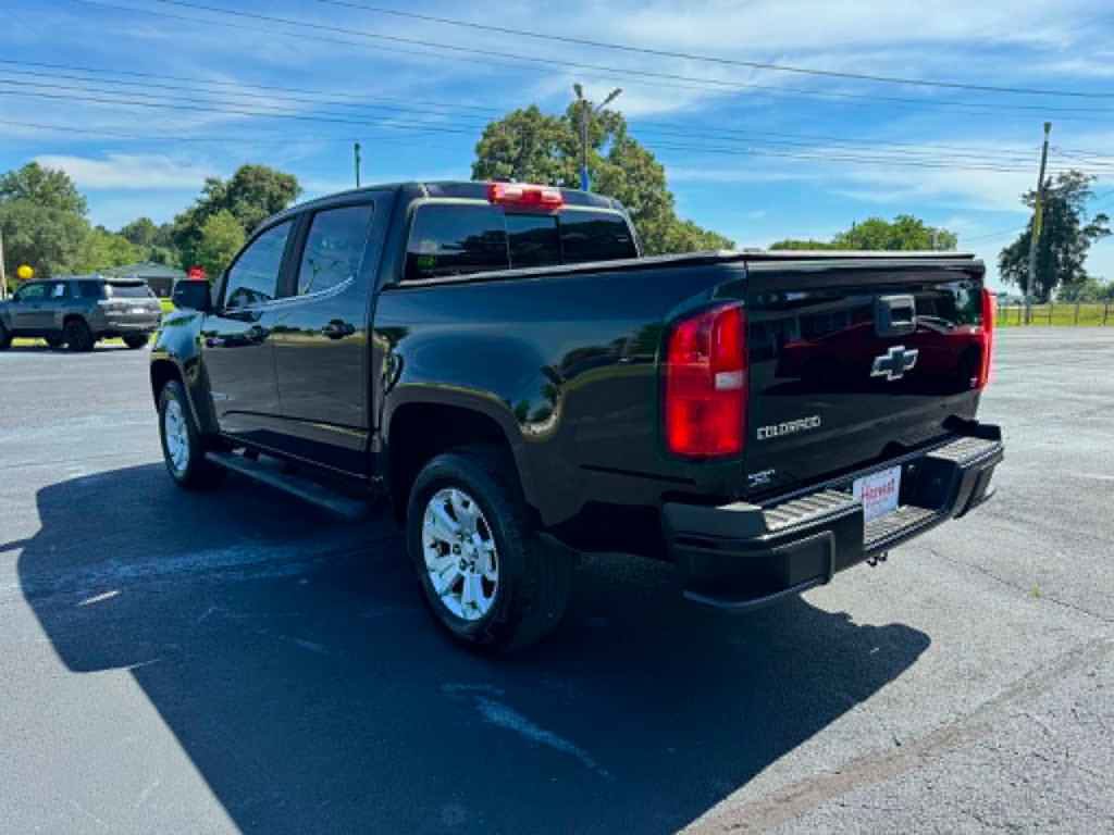 Used 2017 Chevrolet Colorado LT w/ LT Convenience Package RWD image 2