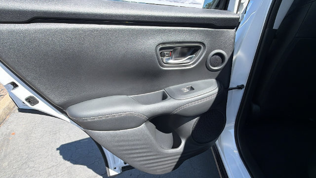 New 2027 Honda HR-V EX-L image 14