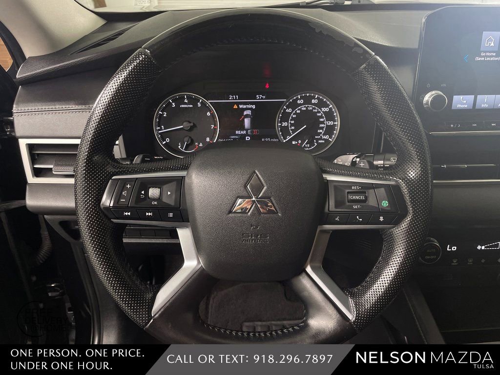 Used 2022 Mitsubishi Outlander SE image 24