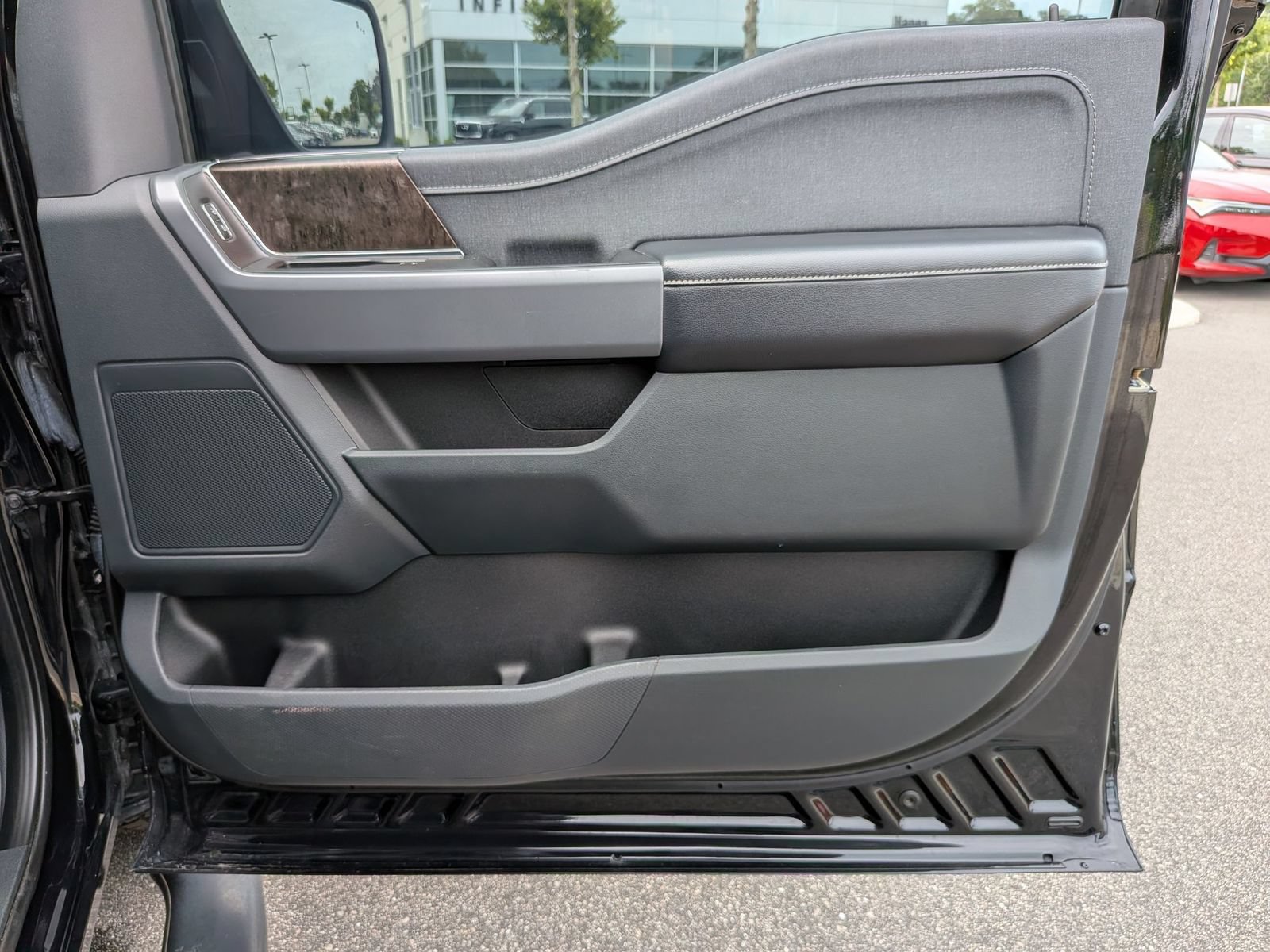 Used 2021 Ford F150 Lariat AWD/4WD image 34