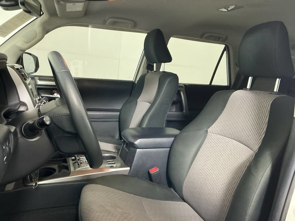 Used 2020 Toyota 4Runner SR5 RWD image 21