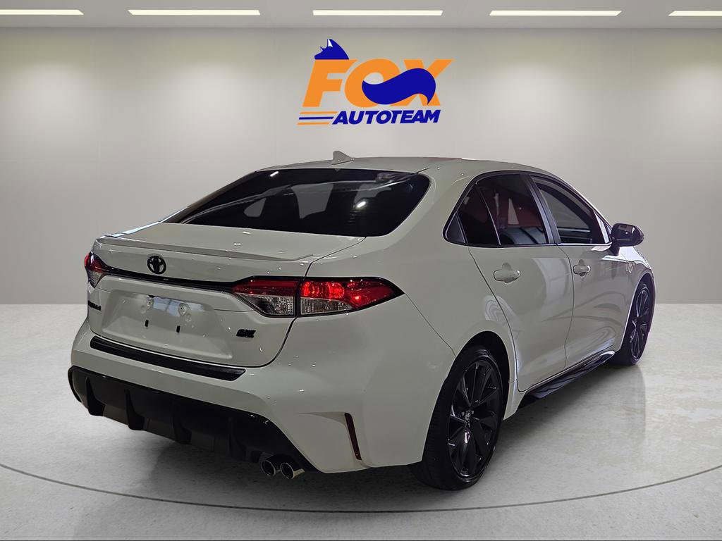 Certified 2025 Toyota Corolla SE w/ SE Premium Package image 4