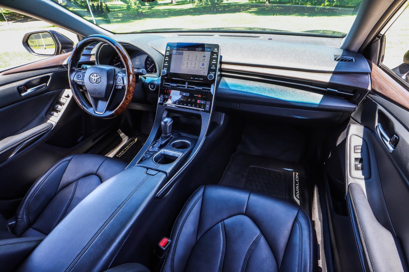 Used 2019 Toyota Avalon XLE w/ Moonroof Package FWD image 38