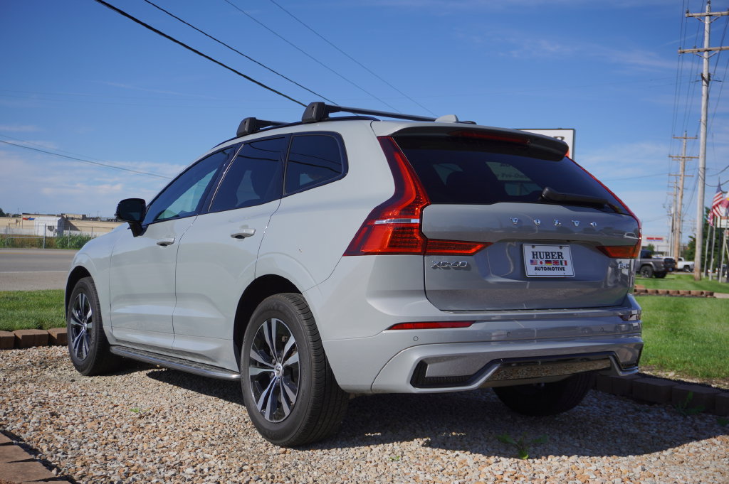Used 2024 Volvo XC60 B5 Core AWD/4WD image 5