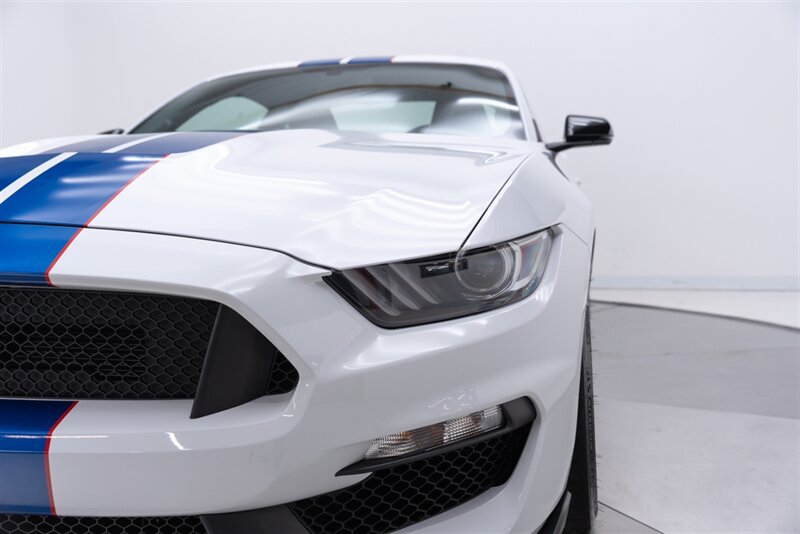 Used 2017 Ford Mustang Shelby GT350R w/ GT350R Equipment Group 920A RWD image 20