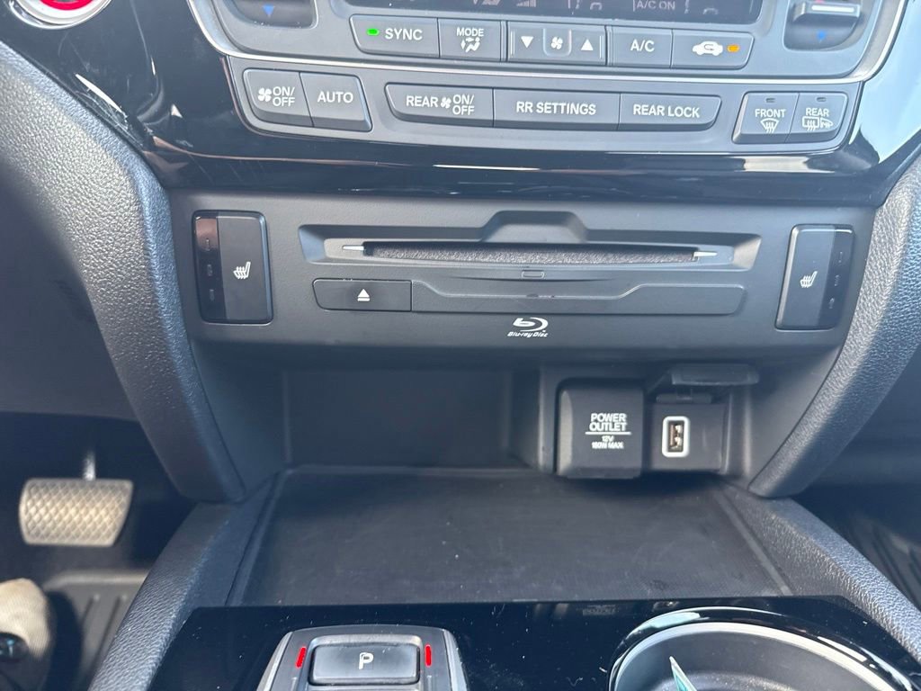 Used 2019 Honda Pilot Touring image 24