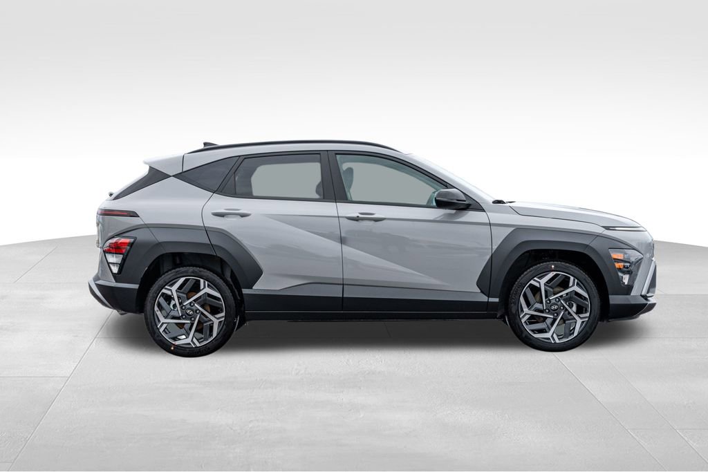 New 2026 Hyundai Kona SEL Premium image 8
