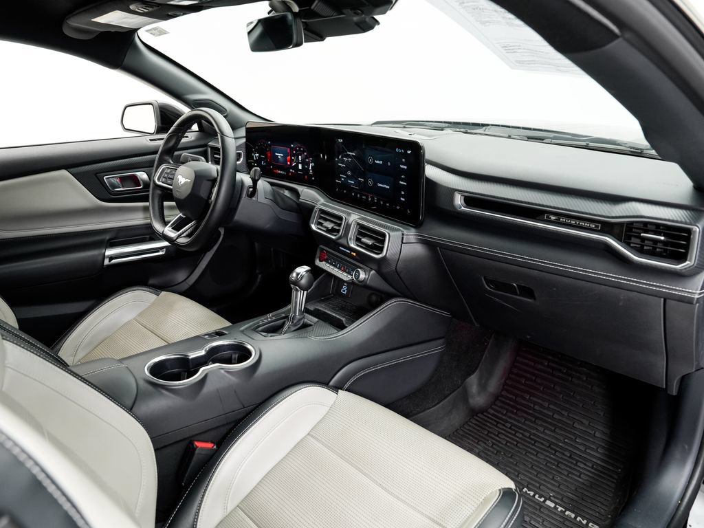 Used 2024 Ford Mustang Premium RWD image 19