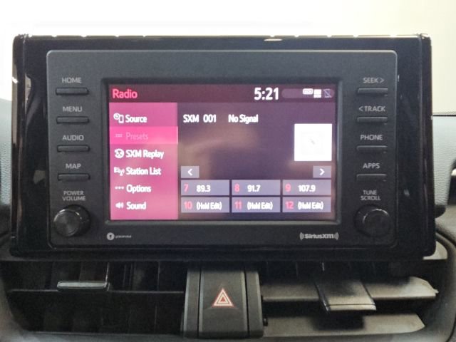 Used 2022 Toyota RAV4 LE image 16