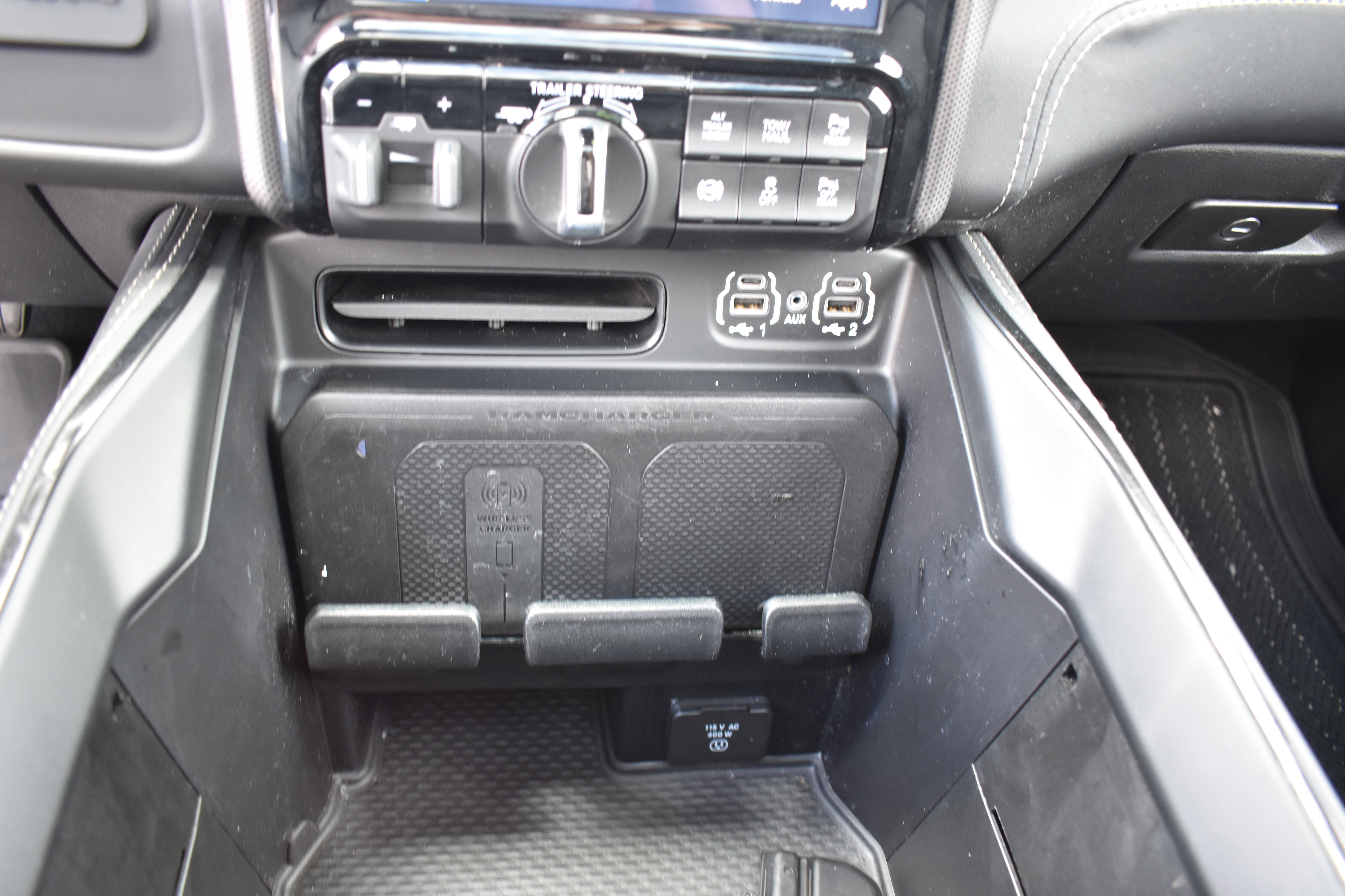 Used 2024 RAM 2500 Limited AWD/4WD image 20