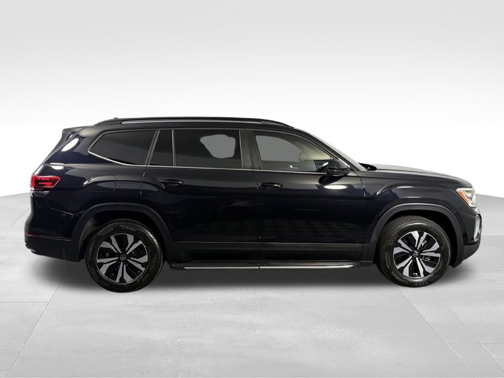 Used 2025 Volkswagen Atlas SE FWD image 6