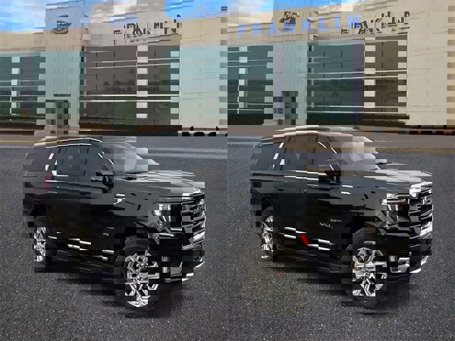 Used 2021 GMC Yukon XL SLT image 1