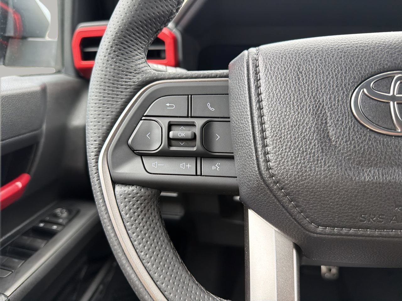 Used 2025 Toyota Tacoma TRD Sport RWD image 25