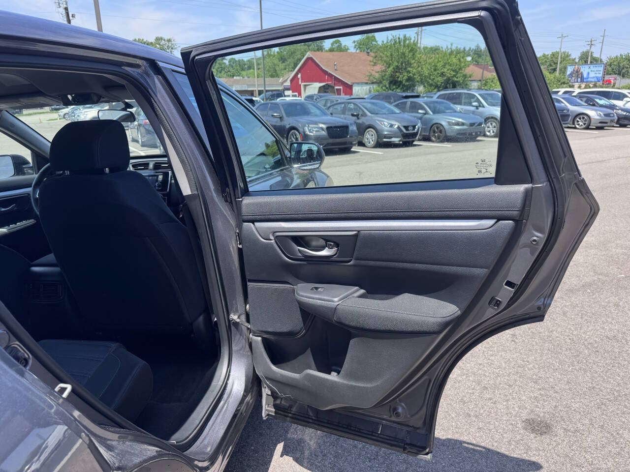 Used 2018 Honda CR-V LX image 13