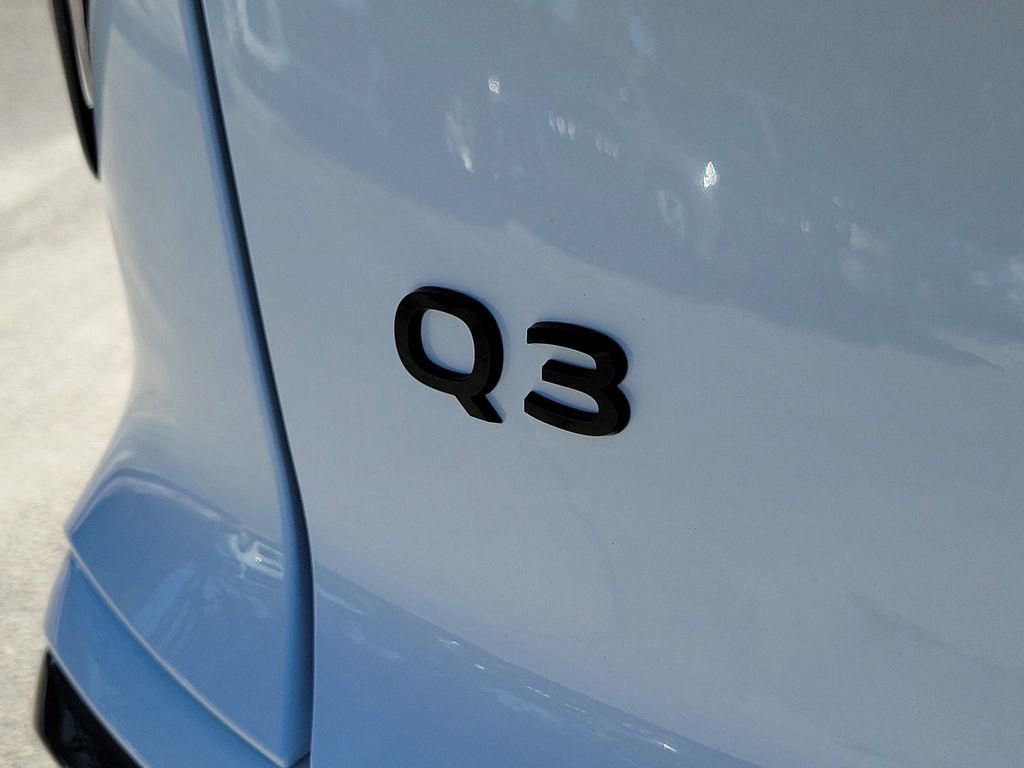 New 2026 Audi Q3 quattro 2.0T AWD/4WD image 5