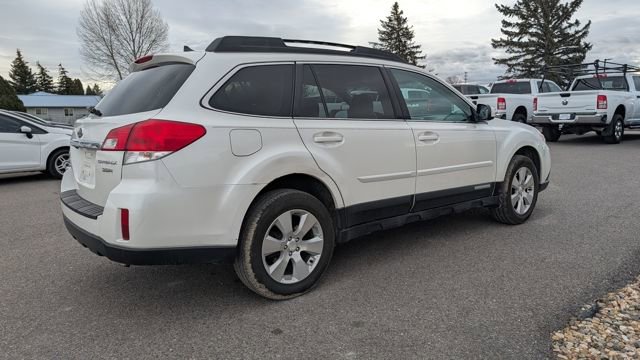 Used 2011 Subaru Outback 3.6R Limited w/ PWR Moonroof Pkg AWD/4WD image 2