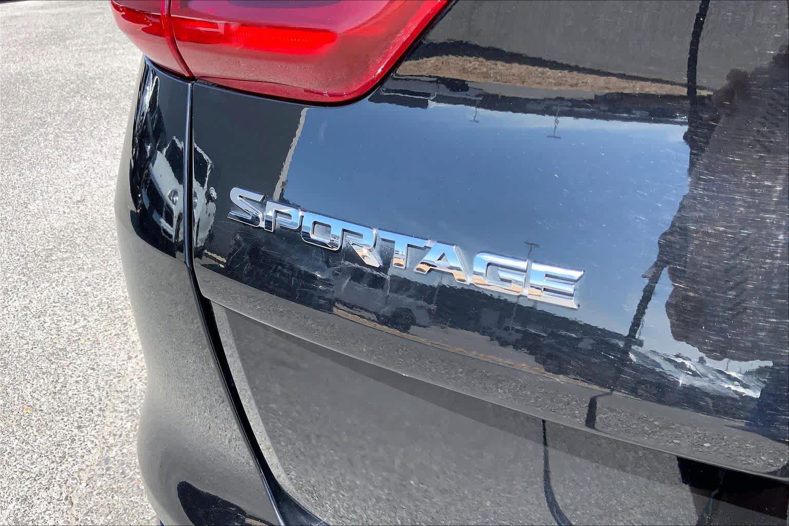 Used 2021 Kia Sportage LX w/ LX Fwd Popular Package image 29