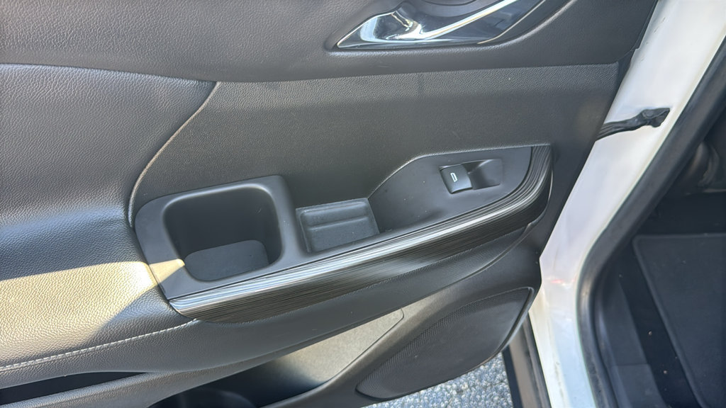 Used 2019 GMC Acadia SLT AWD/4WD image 25