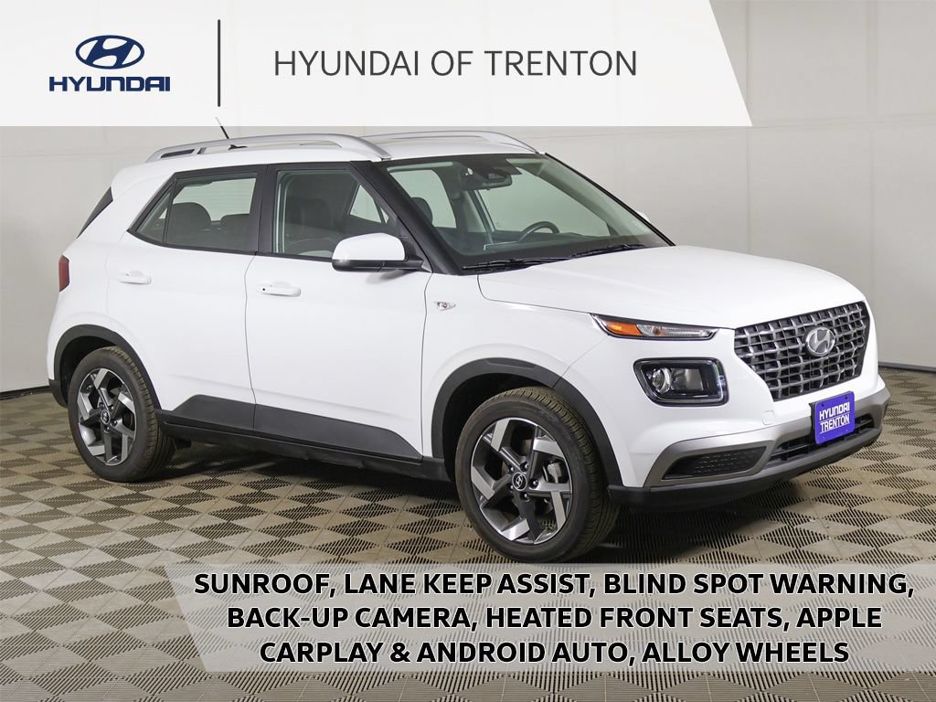 Certified 2026 Hyundai Venue SEL FWD image 1