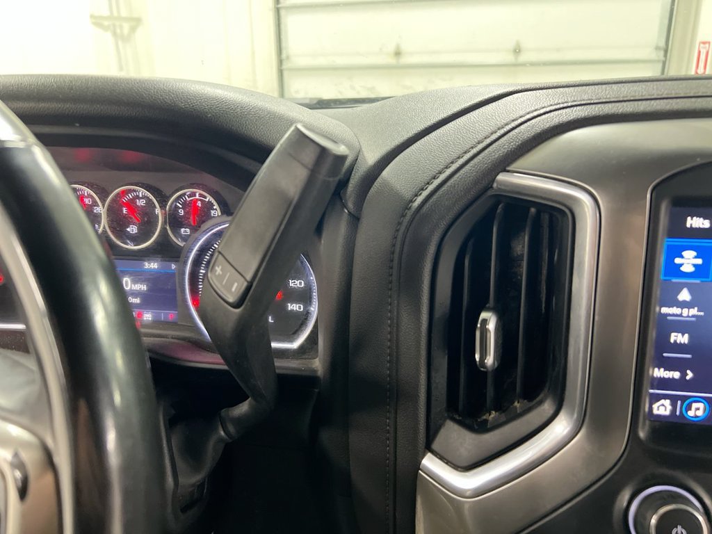 Used 2023 Chevrolet Silverado 2500 LT w/ Midnight Edition AWD/4WD image 17
