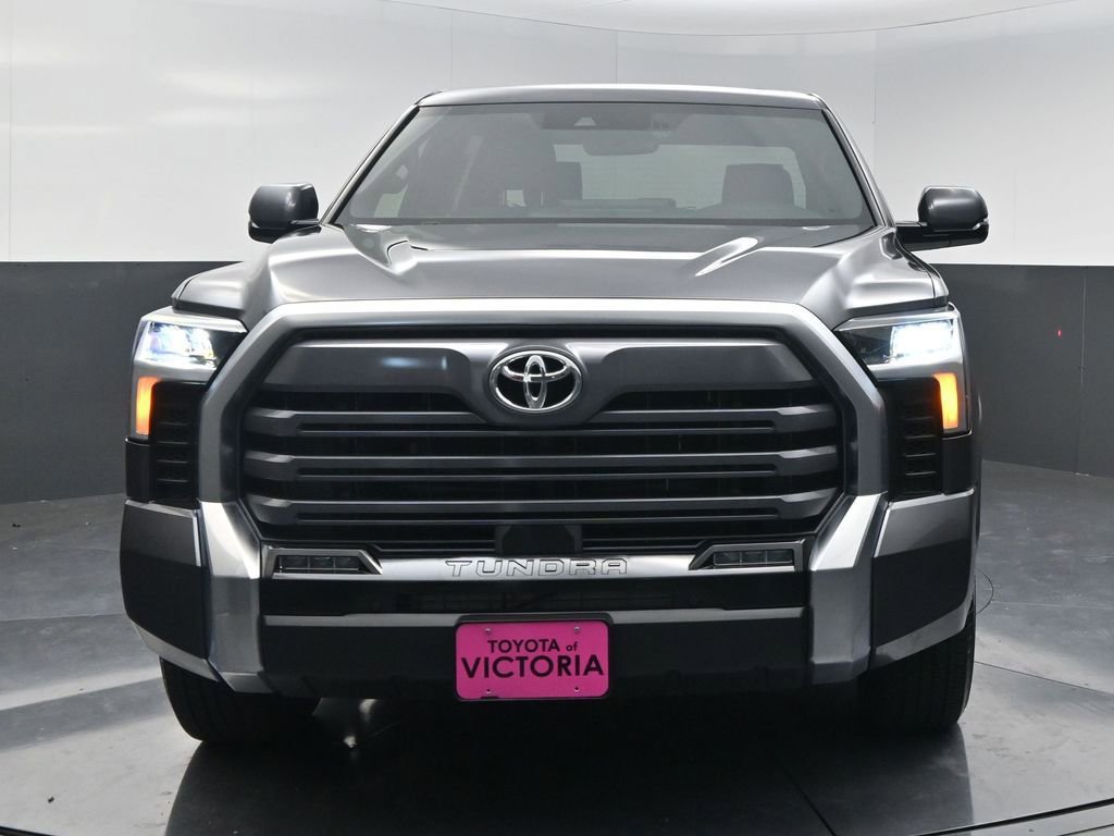 Used 2025 Toyota Tundra Limited w/ Power Package image 19