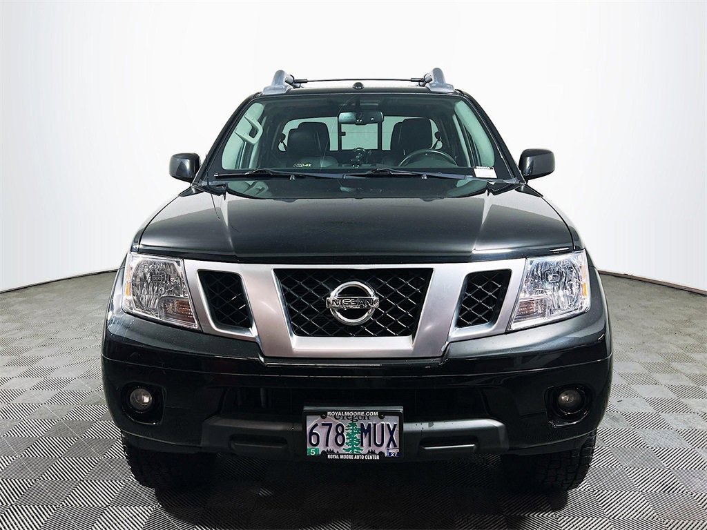 Used 2020 Nissan Frontier PRO-4X image 3