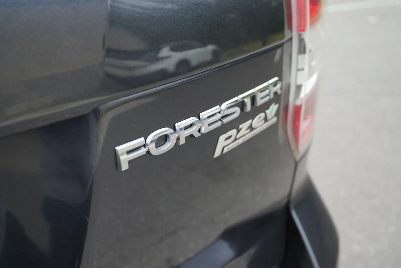 Used 2014 Subaru Forester 2.5i Touring w/ Protection Package #2 AWD/4WD image 11