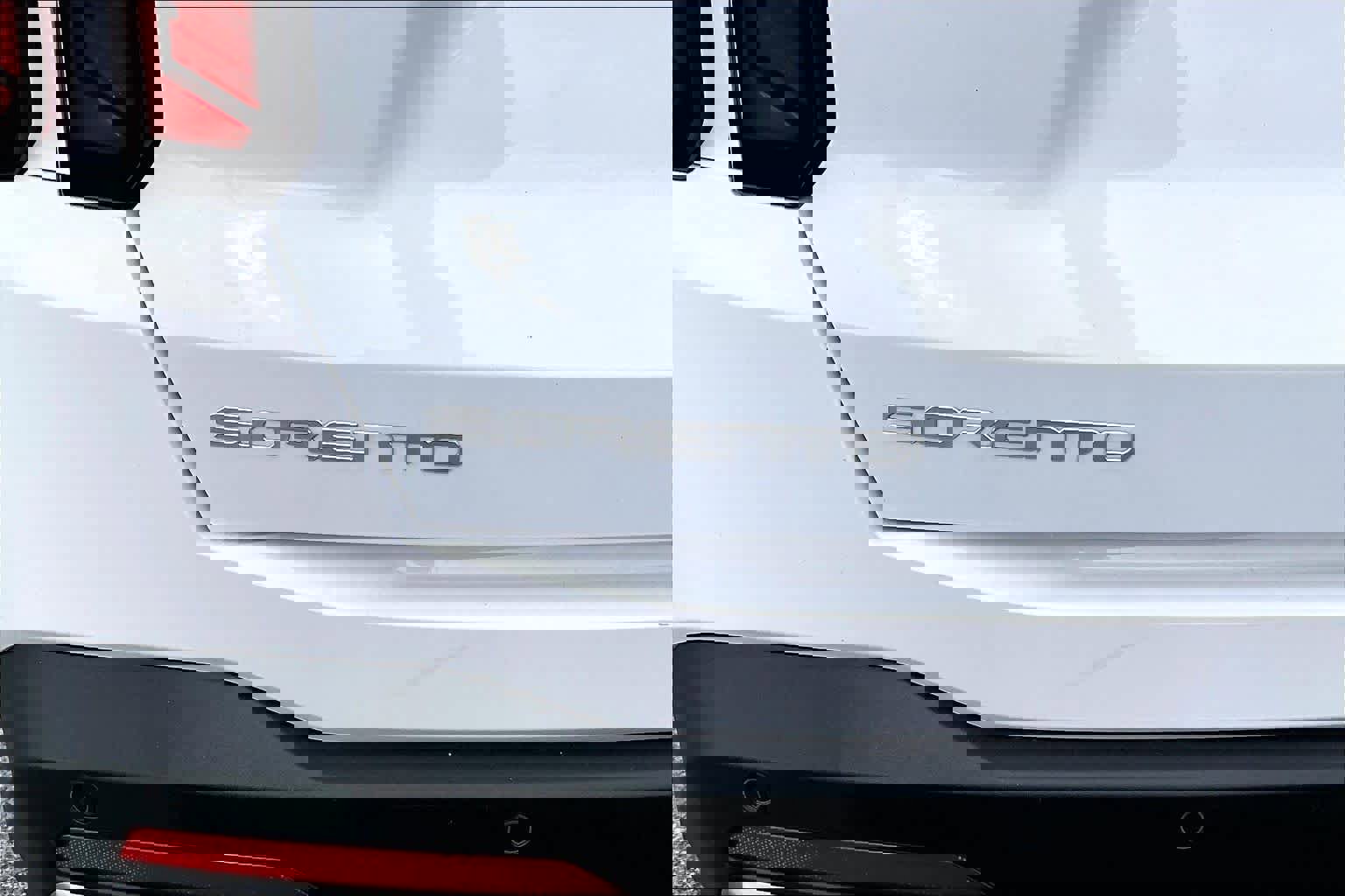 Used 2024 Kia Sorento EX w/ Panoramic Sunroof Package image 29