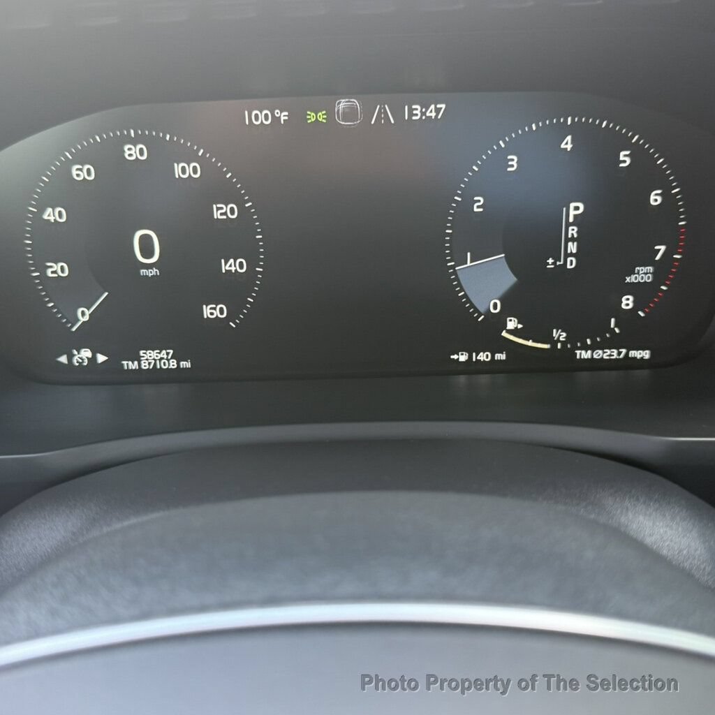 Used 2020 Volvo XC90 T6 Momentum AWD/4WD image 26