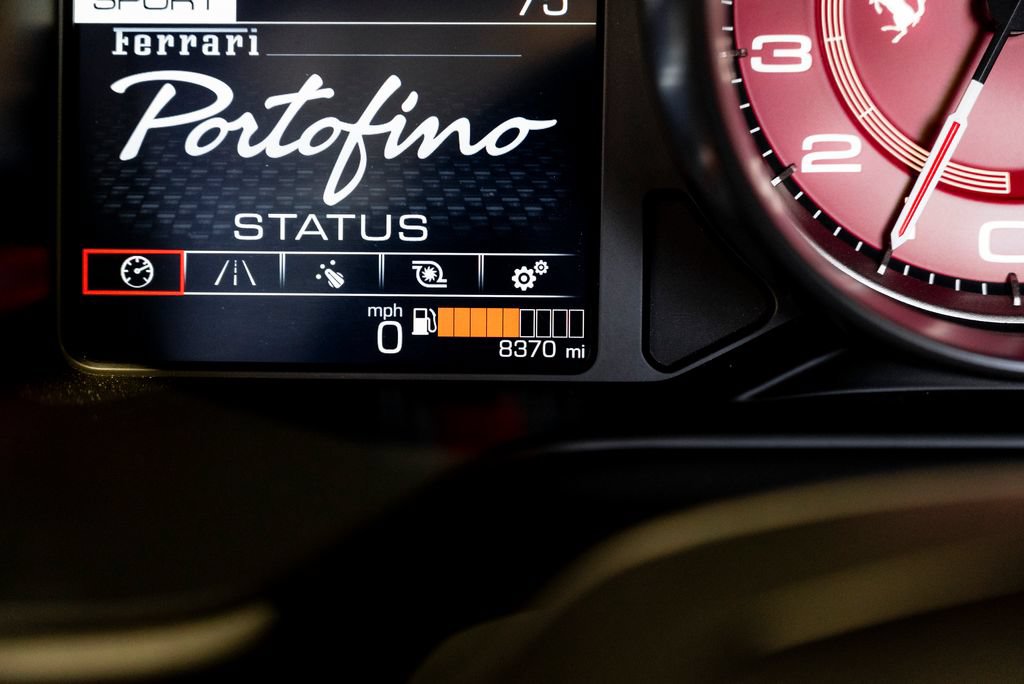 Used 2020 Ferrari Portofino RWD image 50