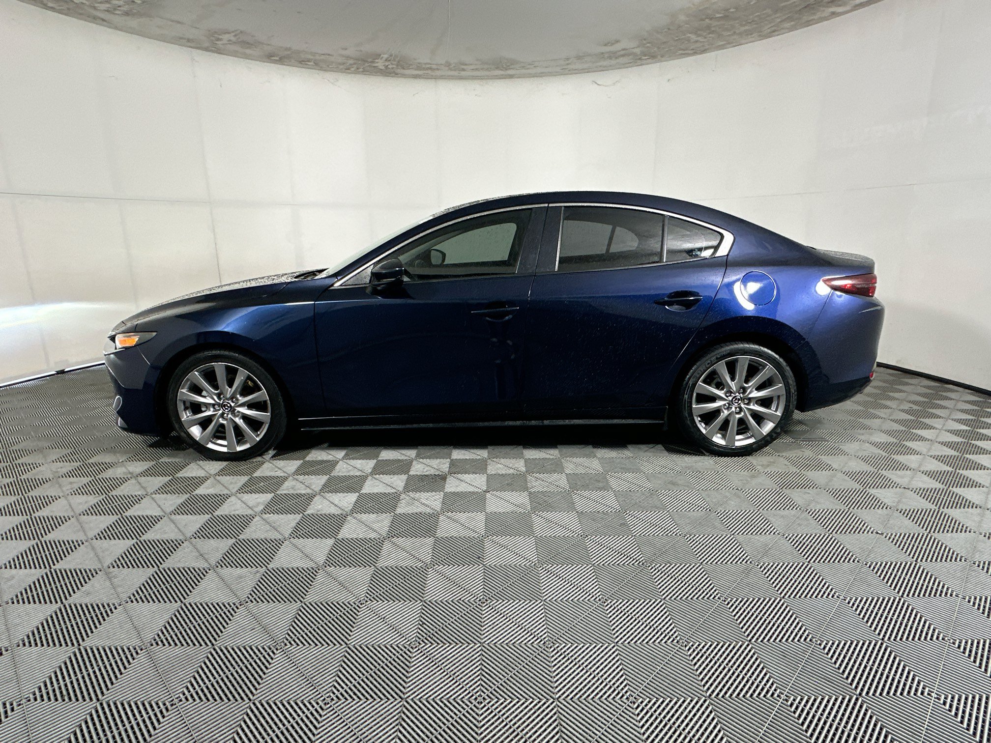 Used 2021 MAZDA MAZDA3 s FWD image 6