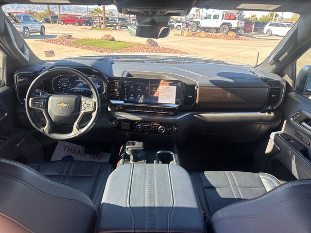 Used 2023 Chevrolet Silverado 1500 High Country w/ Technology Package image 12