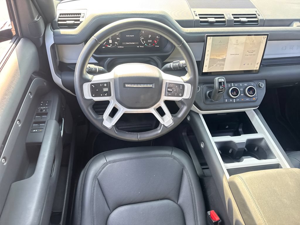 Used 2025 Land Rover Defender 110 S AWD/4WD image 14