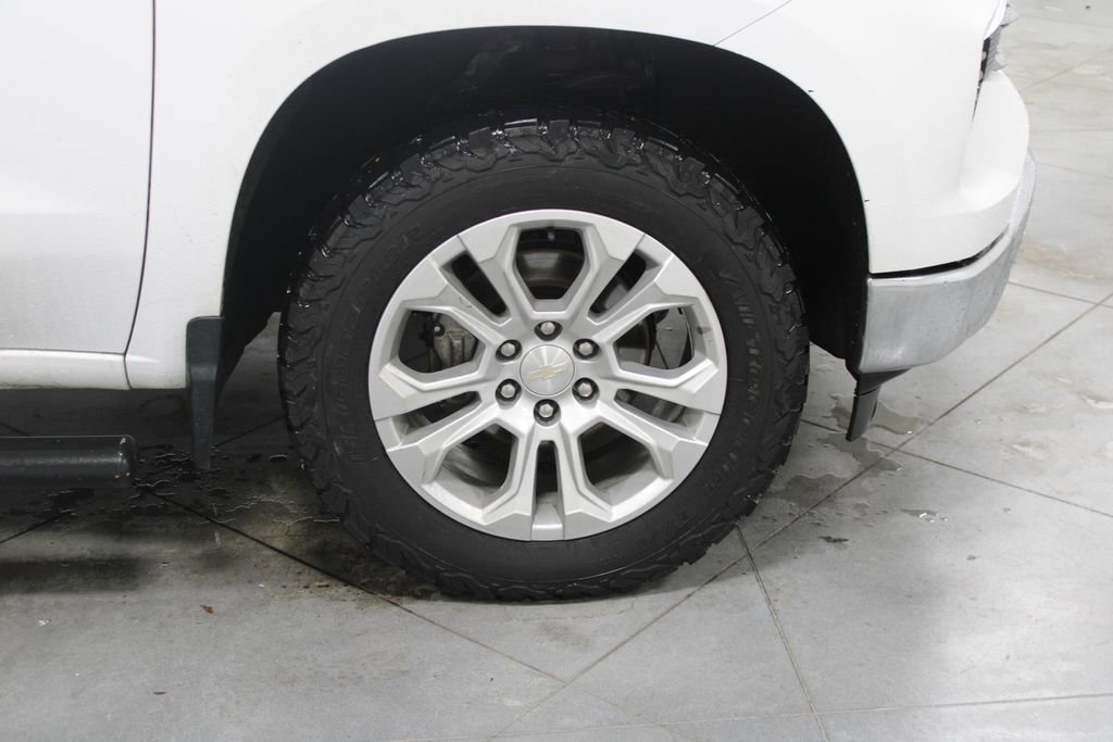Used 2023 Chevrolet Silverado 1500 LTZ w/ LTZ Convenience Package II image 12
