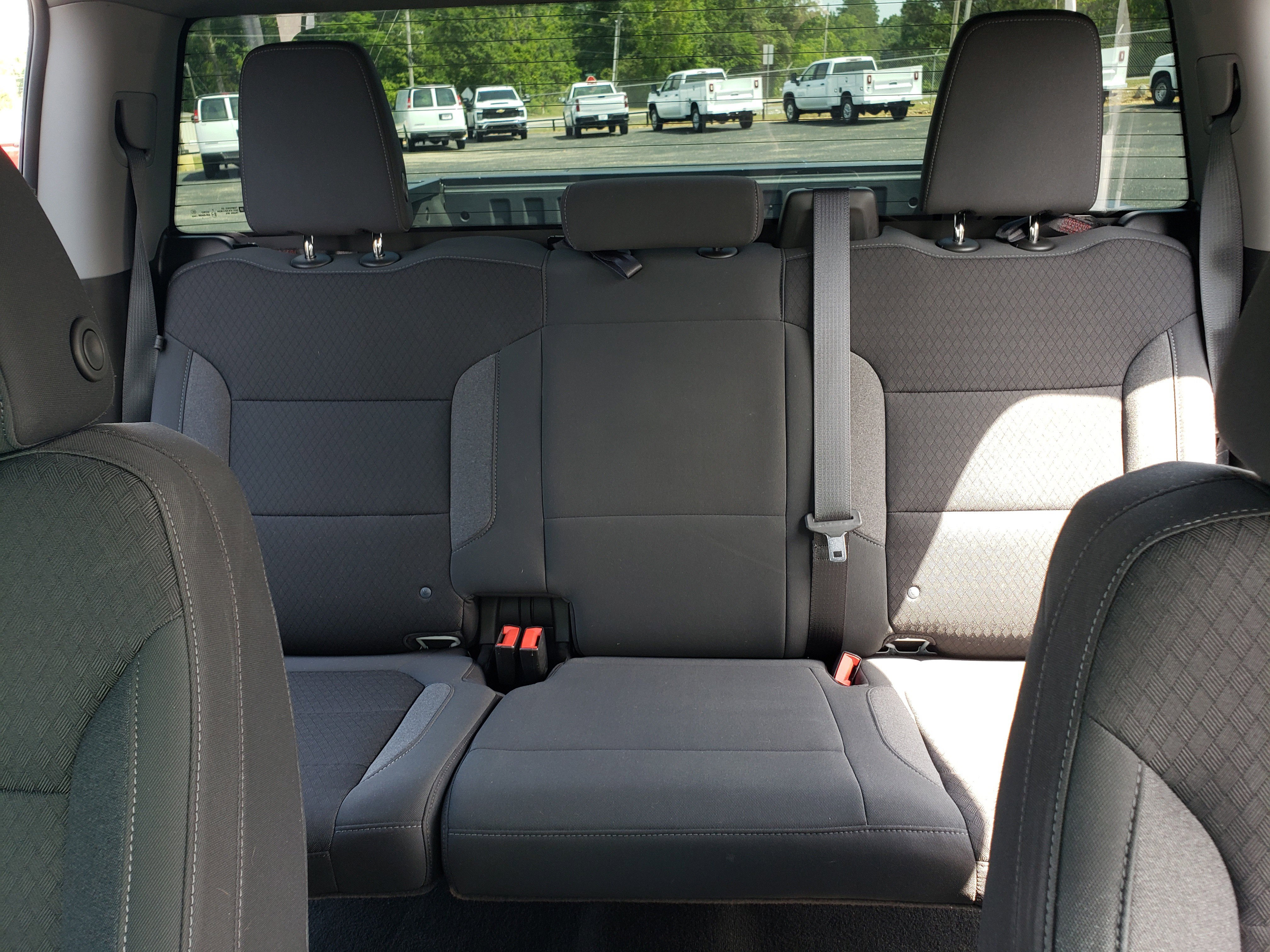 Used 2022 Chevrolet Silverado 1500 Custom w/ Safety Confidence Package AWD/4WD image 29