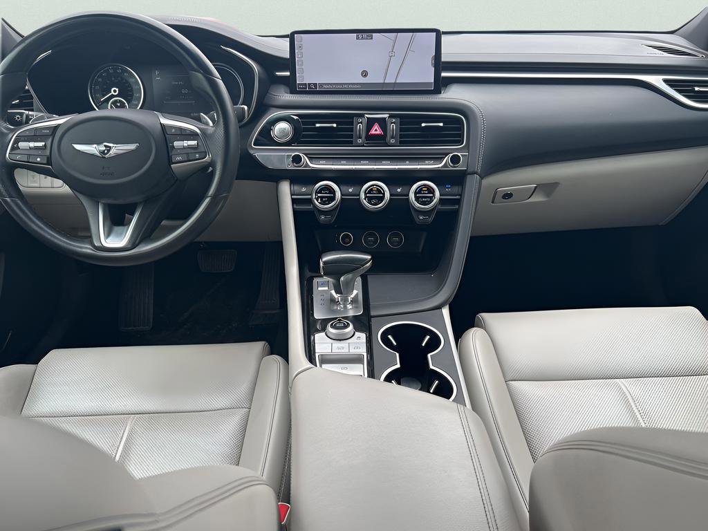 Used 2022 Genesis G70 2.0T image 11