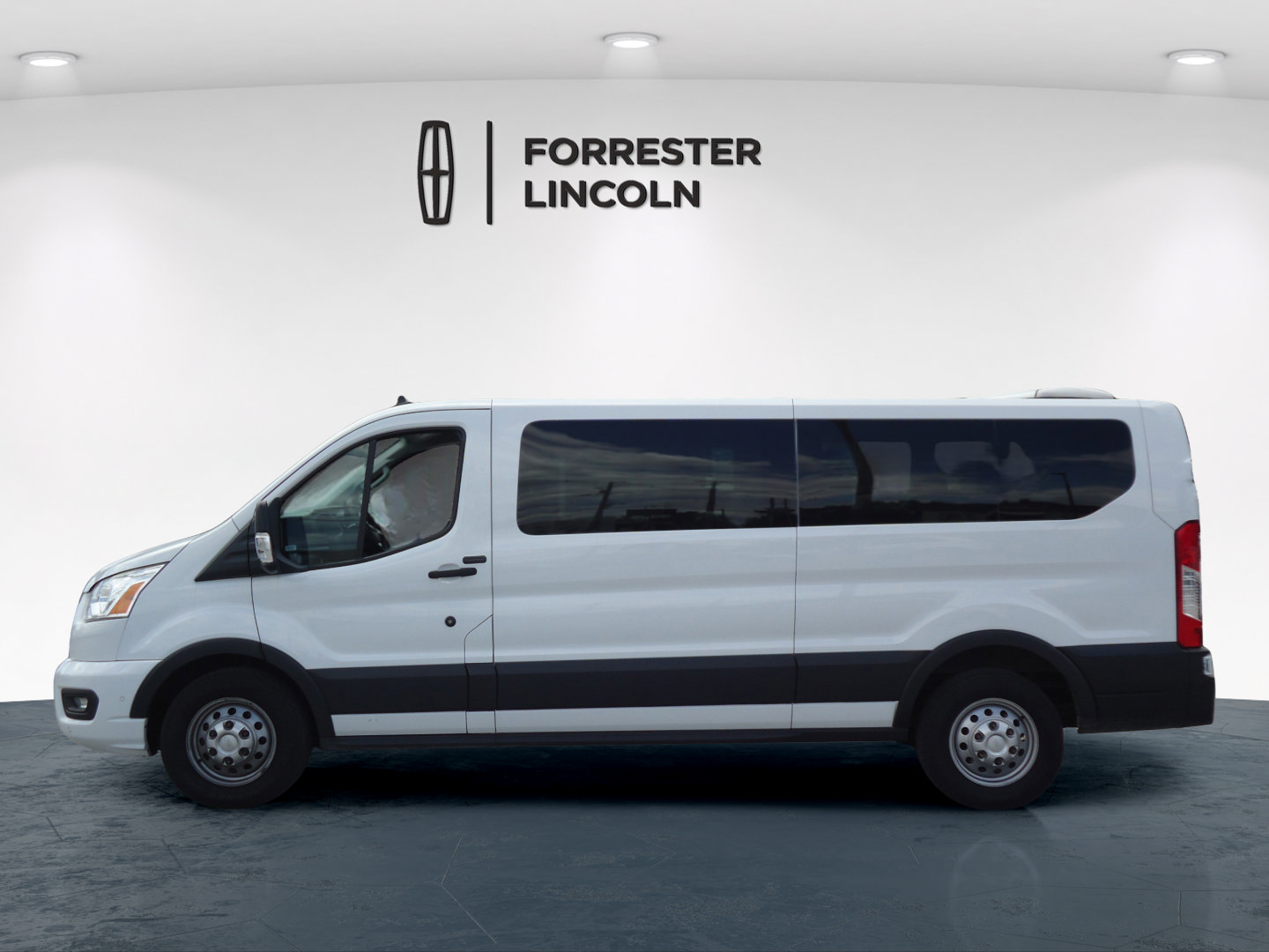 Used 2022 Ford Transit 350 XLT AWD/4WD image 6