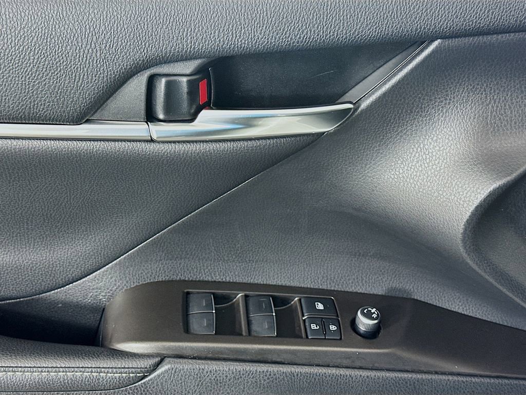 Used 2021 Toyota Camry XSE w/ Cold Weather Package image 17
