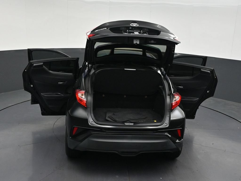 Used 2021 Toyota C-HR LE FWD image 40