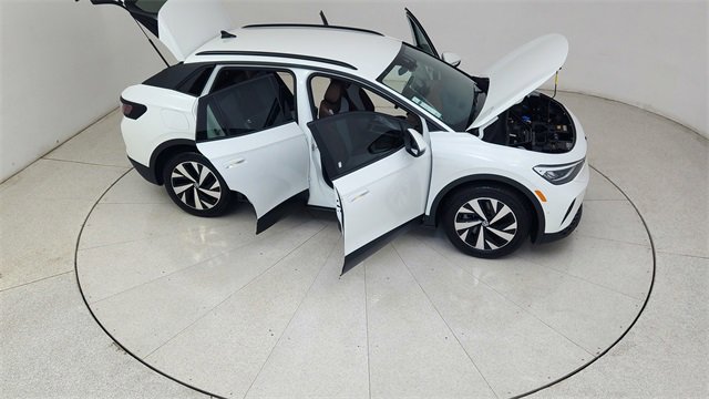 Used 2023 Volkswagen ID.4 2WD image 84