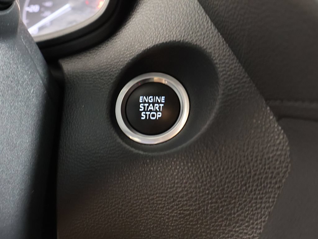 Used 2023 Toyota Corolla Cross LE FWD image 38