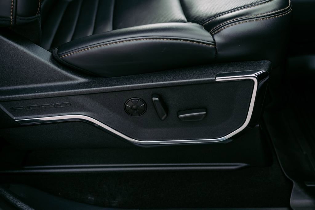 Used 2024 Ford F350 Platinum image 16